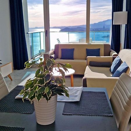 Skyline 26 Stunning Sea Views From A 2-Bedroom Apartment On The 26Th Floor Бенидорм Экстерьер фото