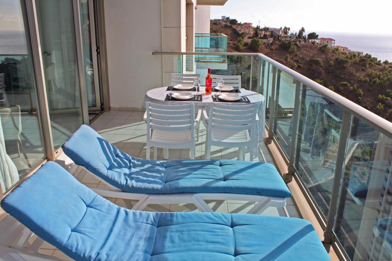 Skyline 26 Stunning Sea Views From A 2-Bedroom Apartment On The 26Th Floor Бенидорм Экстерьер фото